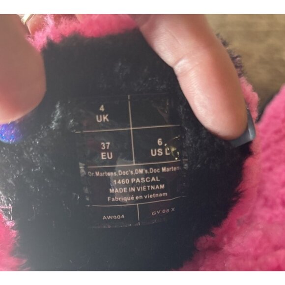New Womens Dr. Martens 1460 8 Eye Boot UK 3 US 5 Lux Borg Fuzzy Pink Doc - Picture 4 of 8